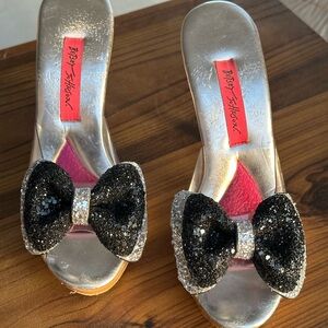 Betsey Johnson Glittery Silver and Black Bow Slides